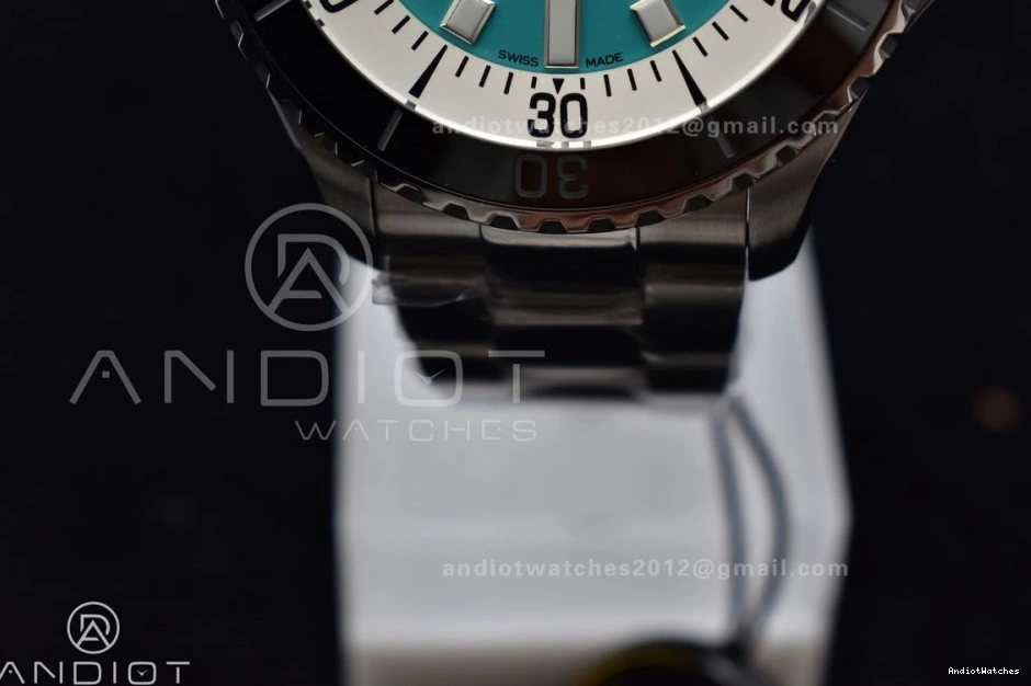 Best Tiffany Blue Bracelet 1:1 Edition 480 on A SS Versatile SuperOcean Automatic TF 44 Dial 0224